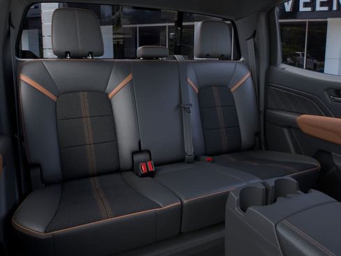 New 2026 GMC Canyon AT4 w/ Technology Plus Package AWD/4WD image 17