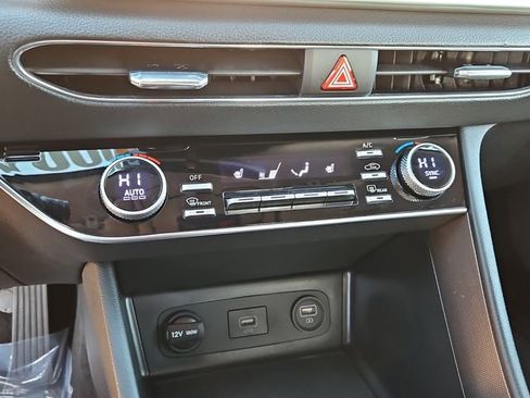 Used 2022 Hyundai Sonata SEL image 21