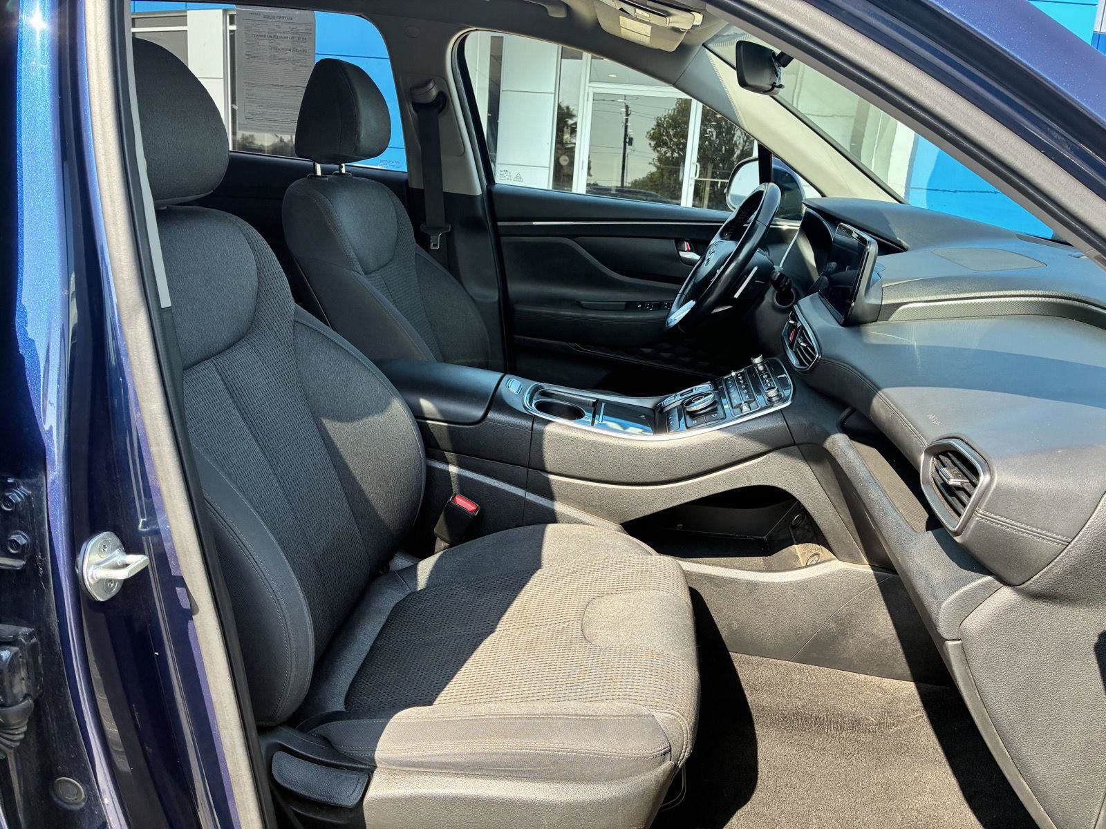 Used 2023 Hyundai Santa Fe SEL AWD/4WD image 9