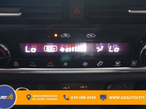 Used 2021 Nissan Rogue SL w/ Premium Package image 25