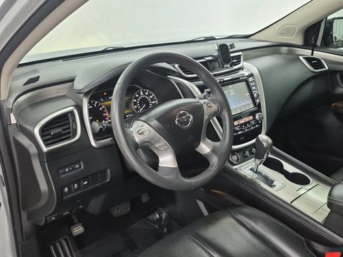 Used 2015 Nissan Murano Platinum w/ Platinum Technology Package FWD image 4