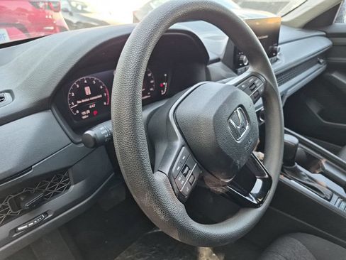 Used 2025 Honda Accord LX image 7
