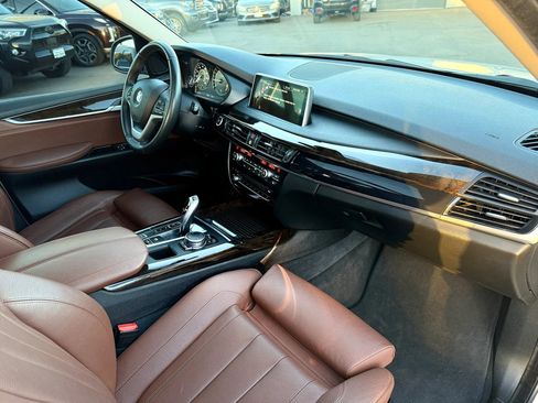 Used 2016 BMW X5 xDrive40e image 21