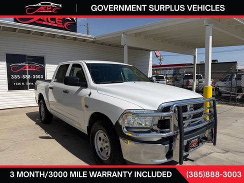 Used 2018 RAM 1500 4x4 Crew Cab w/ Chrome Appearance Group image 3