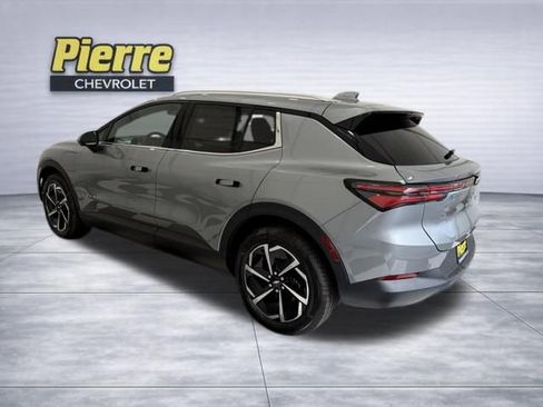 New 2026 Chevrolet Equinox EV LT image 2