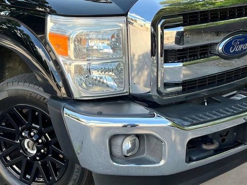 Used 2016 Ford F250 Lariat w/ Lariat Ultimate Package image 33