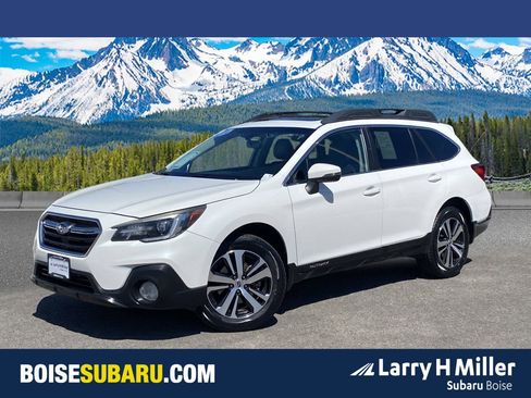 Used 2019 Subaru Outback 3.6R Limited w/ Popular Package #2 AWD/4WD image 1