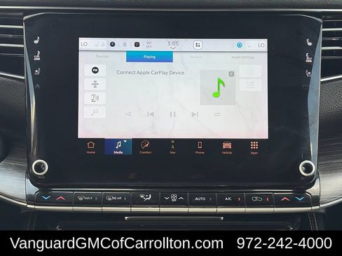 Used 2024 Jeep Wagoneer Series II w/ Flexible Seating Group RWD image 18