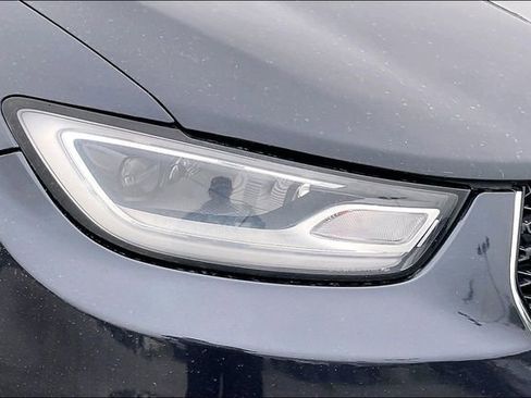 Used 2021 Chrysler Pacifica Touring-L FWD image 31