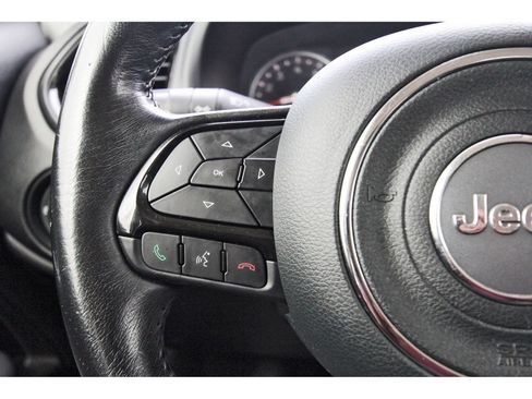 Used 2019 Jeep Renegade Altitude w/ Quick Order Package 2XM AWD/4WD image 24