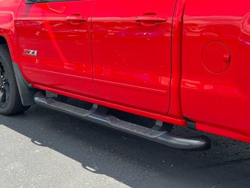 Used 2018 Chevrolet Silverado 1500 LT w/ Rally 2 Edition AWD/4WD image 10