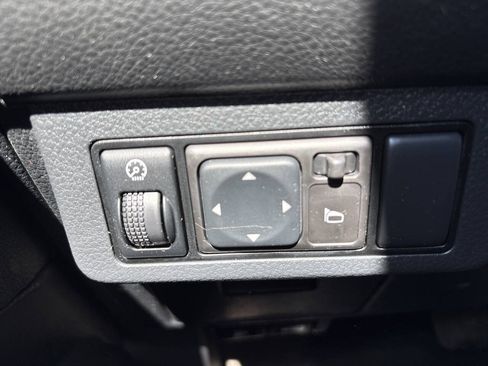 Used 2009 Nissan Versa 1.8 S w/ PWR Pkg FWD image 10