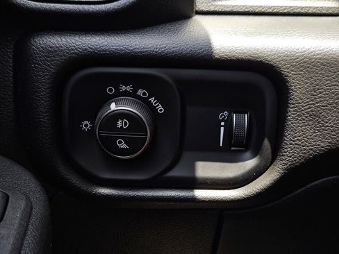 Used 2025 RAM 2500 Tradesman AWD/4WD image 17