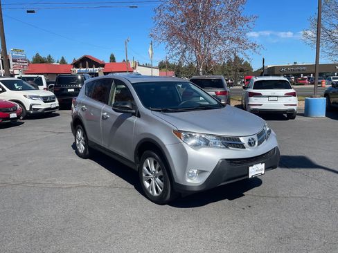 Used 2014 Toyota RAV4 Limited image 7