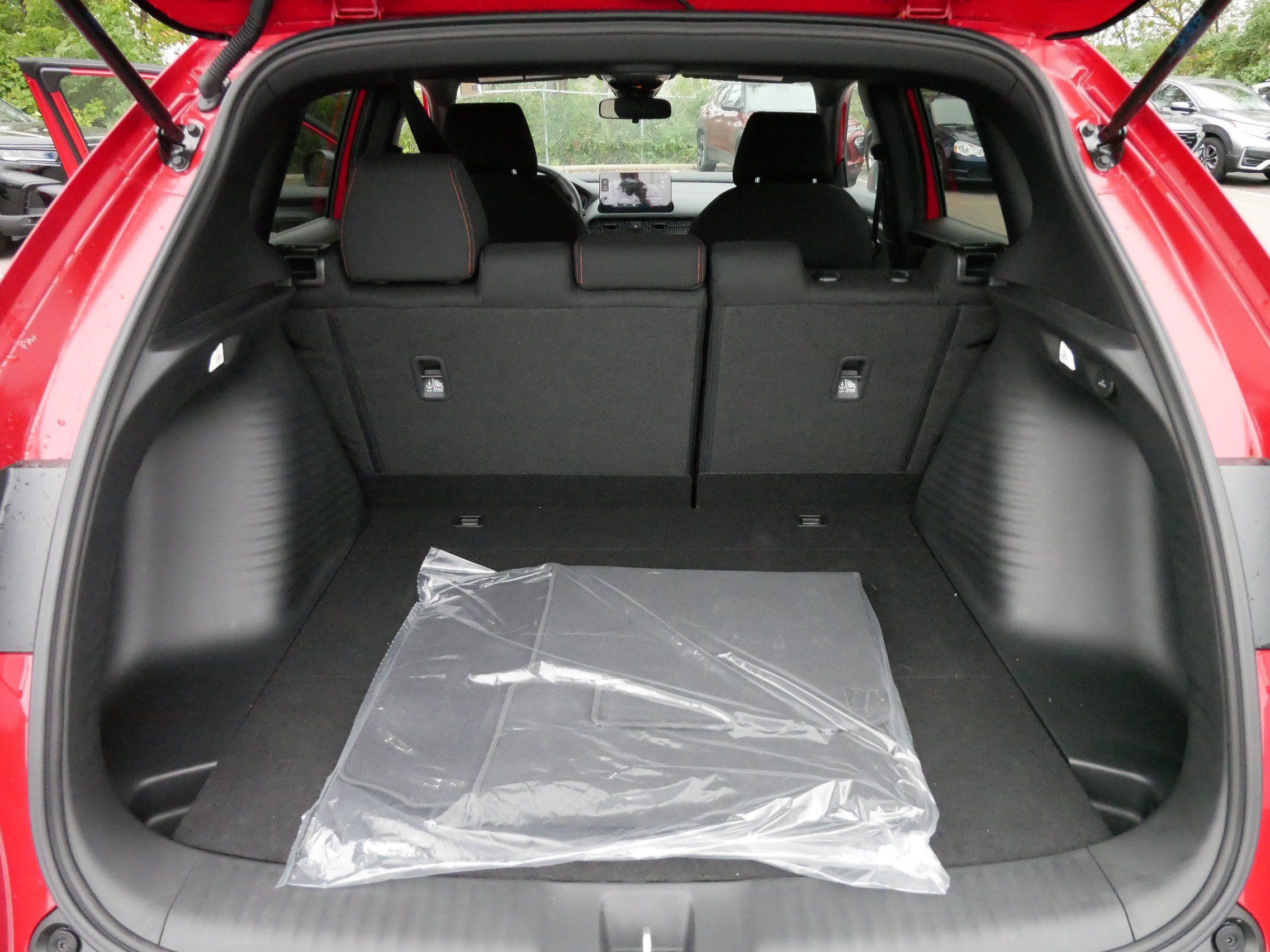 Used 2027 Honda HR-V Sport image 18