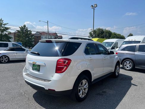 Used 2017 Chevrolet Equinox LT w/ Convenience Package image 4