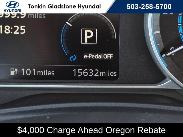 Used 2025 Nissan Leaf S FWD image 24