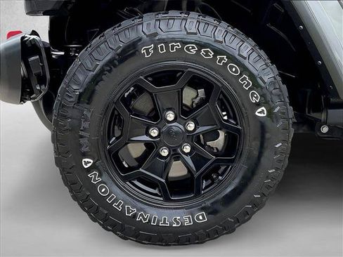 Used 2021 Jeep Gladiator Sport AWD/4WD image 10