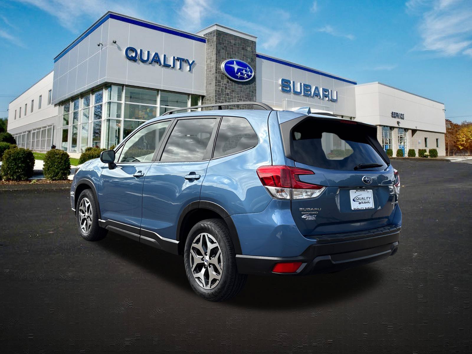 Used 2021 Subaru Forester Premium AWD/4WD image 2