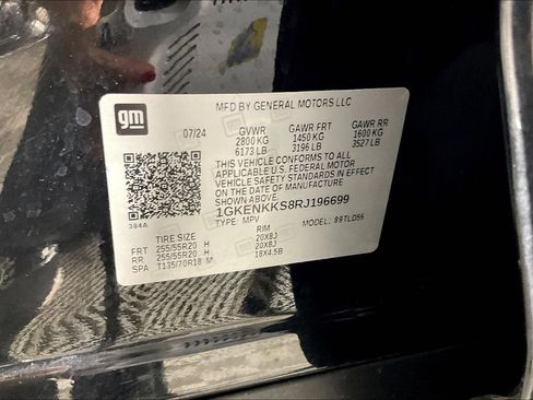 Used 2024 GMC Acadia Elevation image 43