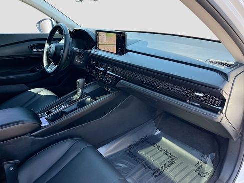 Used 2025 Honda Accord Touring image 30