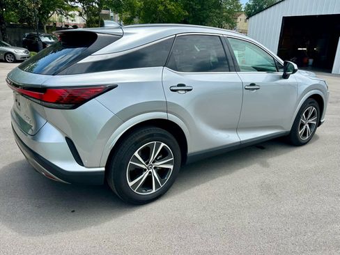 Used 2023 Lexus RX 350 Premium w/ Accessory Package AWD/4WD image 5