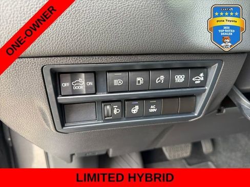 Used 2024 Toyota Tundra Limited w/ Power Package image 19