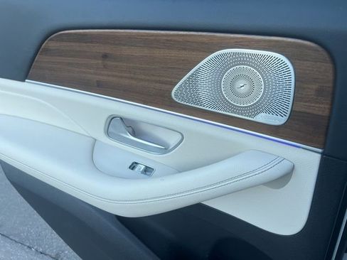 Used 2022 Mercedes-Benz GLE 350 image 25