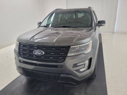 Used 2017 Ford Explorer Sport w/ Equipment Group 401A AWD/4WD image 15