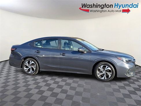 Used 2023 Subaru Legacy Premium image 7