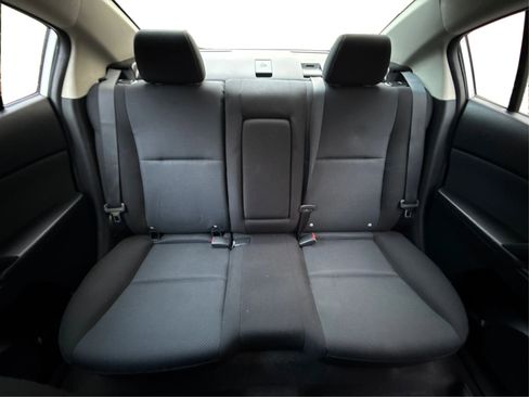 Used 2011 MAZDA MAZDA3 i Touring image 16