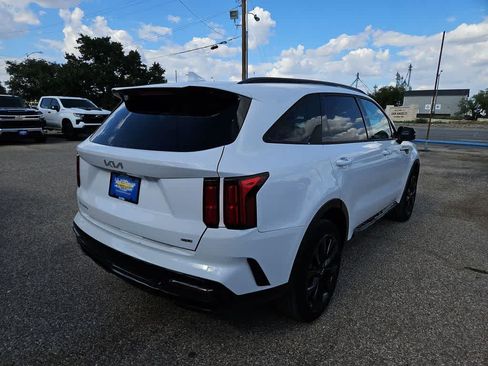 Used 2023 Kia Sorento SX AWD/4WD image 8
