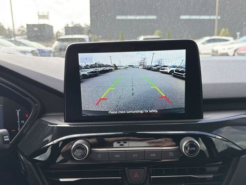 Used 2025 Ford Escape ST-Line image 30