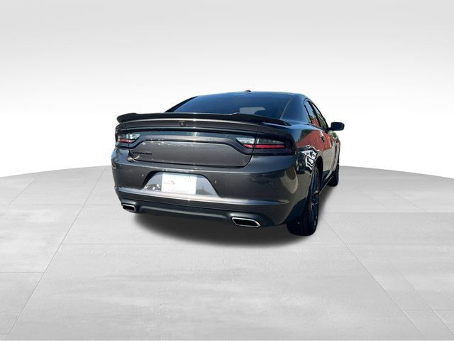 Used 2020 Dodge Charger SXT RWD image 5