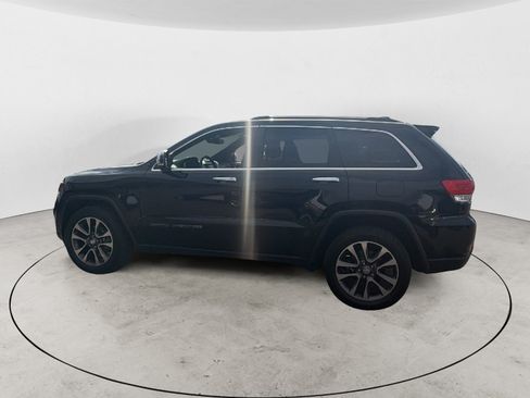 Used 2018 Jeep Grand Cherokee Limited w/ Luxury Group II AWD/4WD image 3