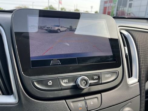 Used 2023 Chevrolet Malibu LT FWD image 35
