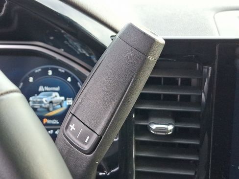 Certified 2024 Chevrolet Silverado 2500 LTZ w/ LTZ Convenience Package image 14