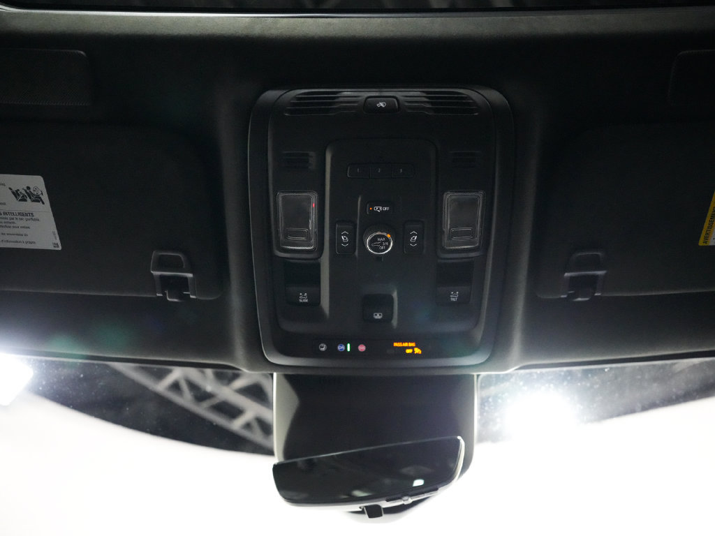 Used 2024 Cadillac Escalade Sport Platinum w/ LPO, Floor Liner Package AWD/4WD image 44