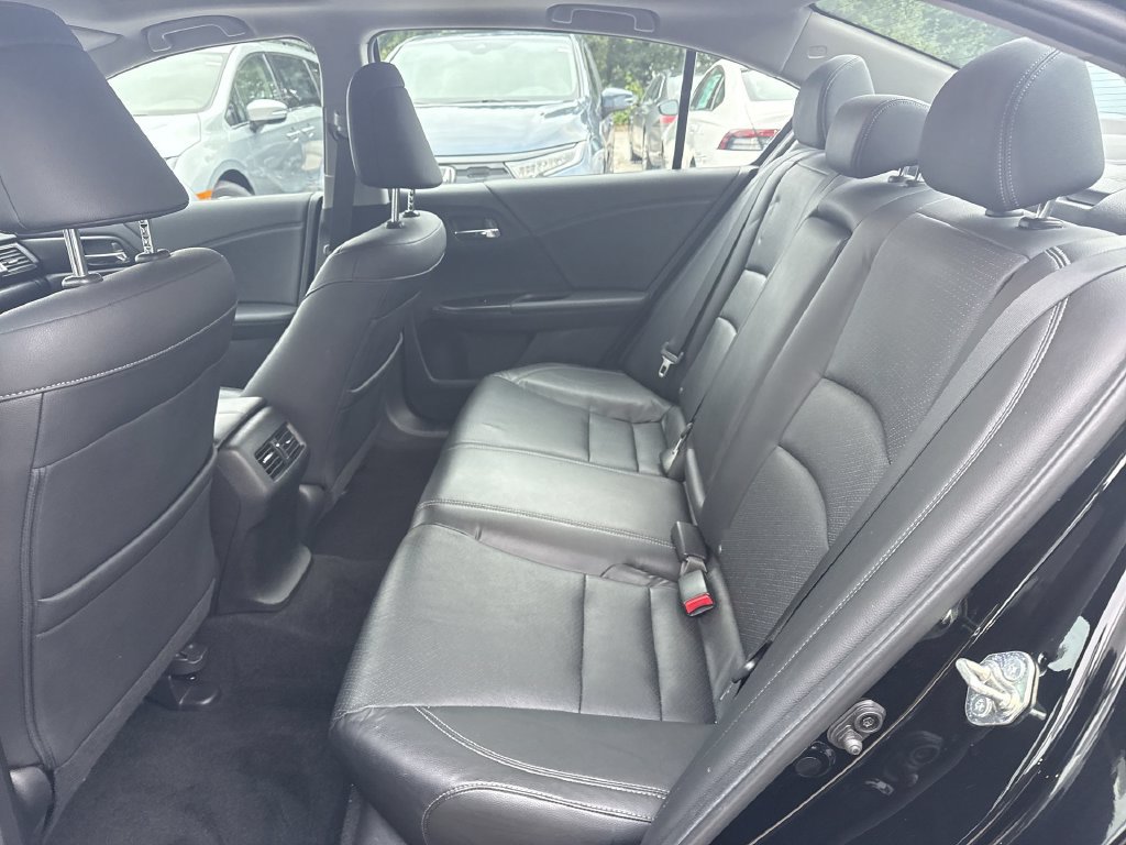 Used 2015 Honda Accord EX-L image 25