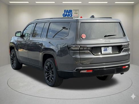 New 2026 Jeep Grand Wagoneer L Summit image 8