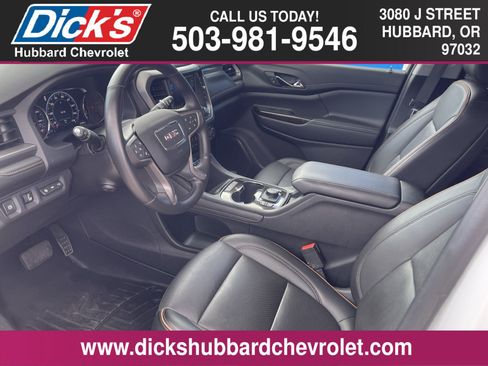 Used 2021 GMC Acadia AT4 w/ Technology Package AWD/4WD image 9