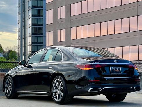 Certified 2025 Mercedes-Benz E 350 4MATIC Sedan image 6