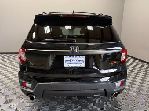Used 2023 Honda Passport TrailSport image 11