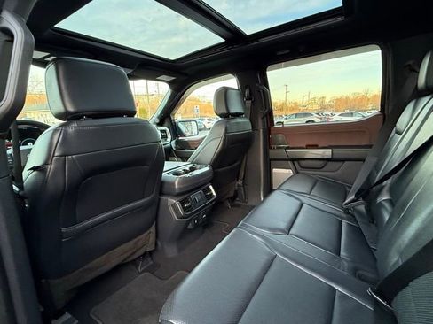 Used 2023 Ford F150 Lariat image 19