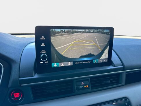 Used 2023 Honda Pilot EX-L image 25