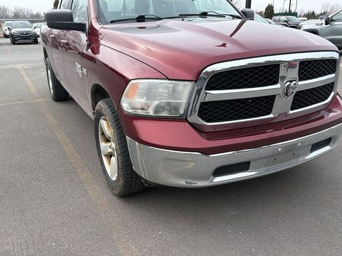 Used 2019 RAM 1500 Classic SLT image 3