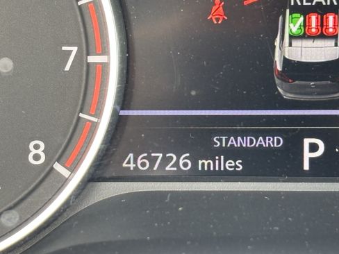 Used 2024 Nissan Rogue S FWD image 28