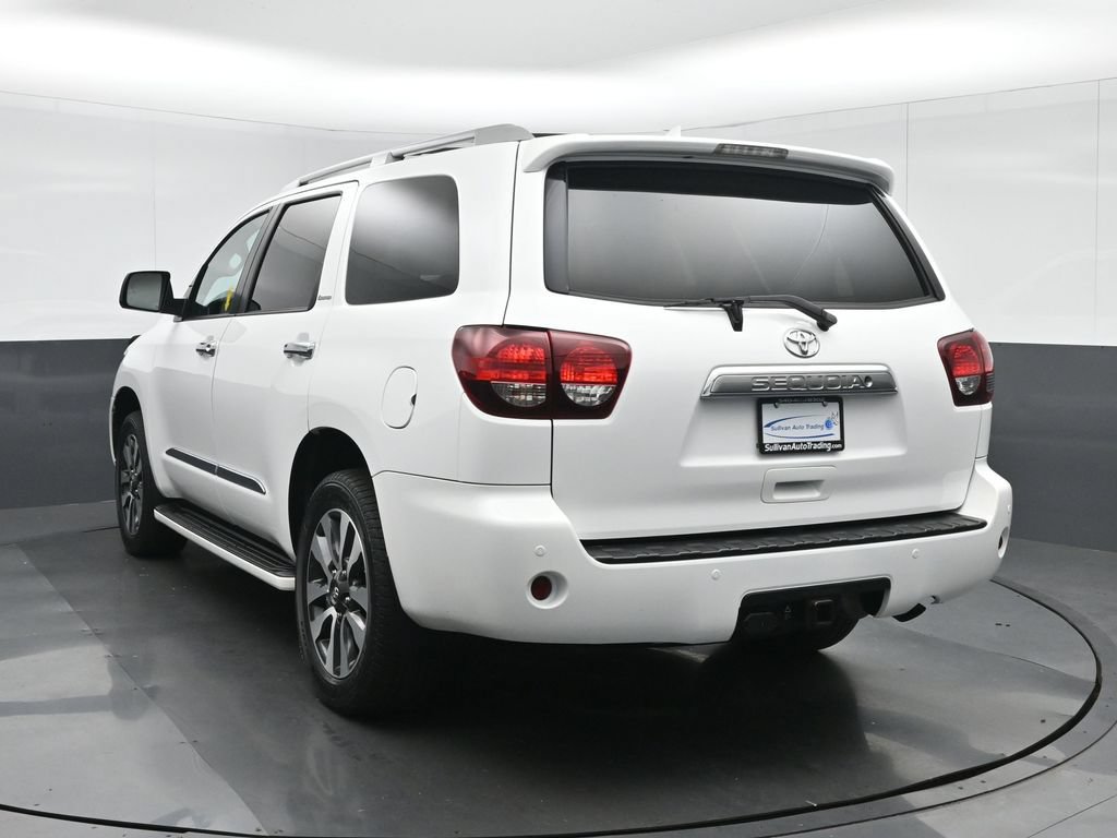 Used 2019 Toyota Sequoia Limited w/ Safety & Convenience Package AWD/4WD image 5