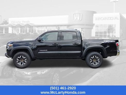Used 2023 Toyota Tacoma TRD Off-Road RWD image 4