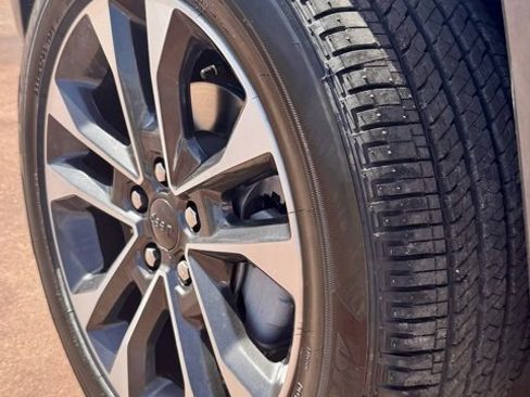 New 2025 Jeep Grand Cherokee Overland w/ Adv Protech Group III image 20